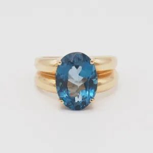 10K Luxurious London Blue Topaz Ring