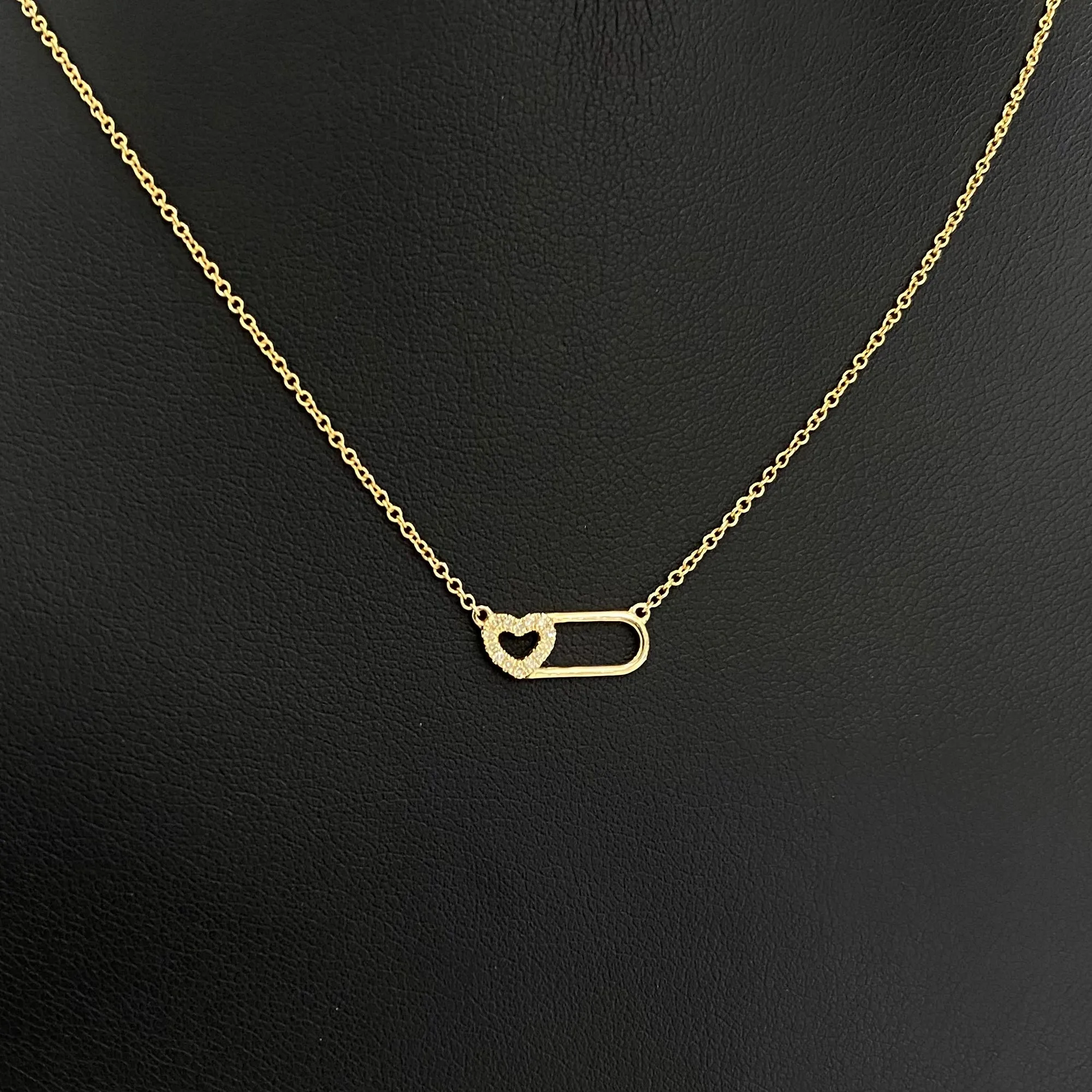 14K Yellow Gold Diamond Little Heart Jewelry Set 0.03Ct / 1.7gr