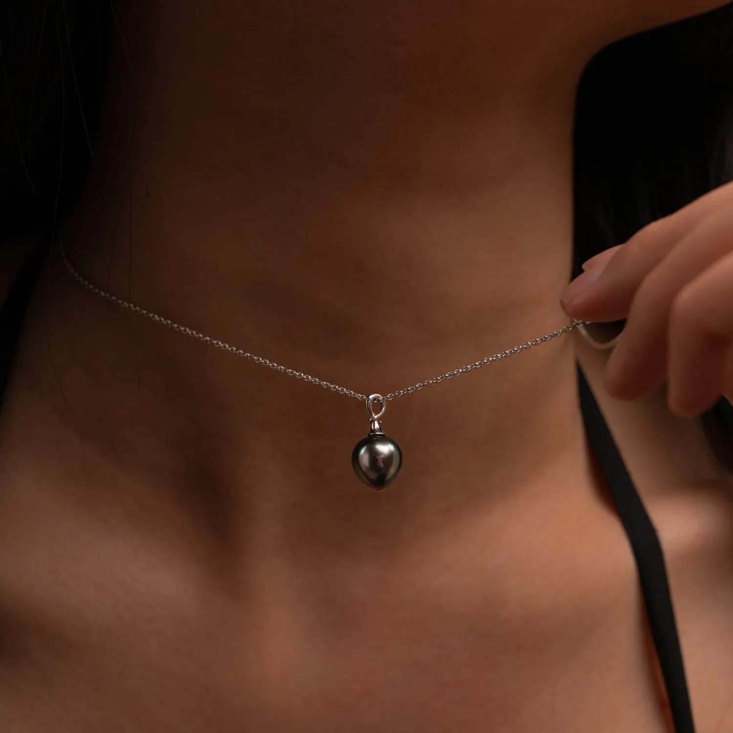 9k Gold & Tahitian Pearl Waterfall Pendant