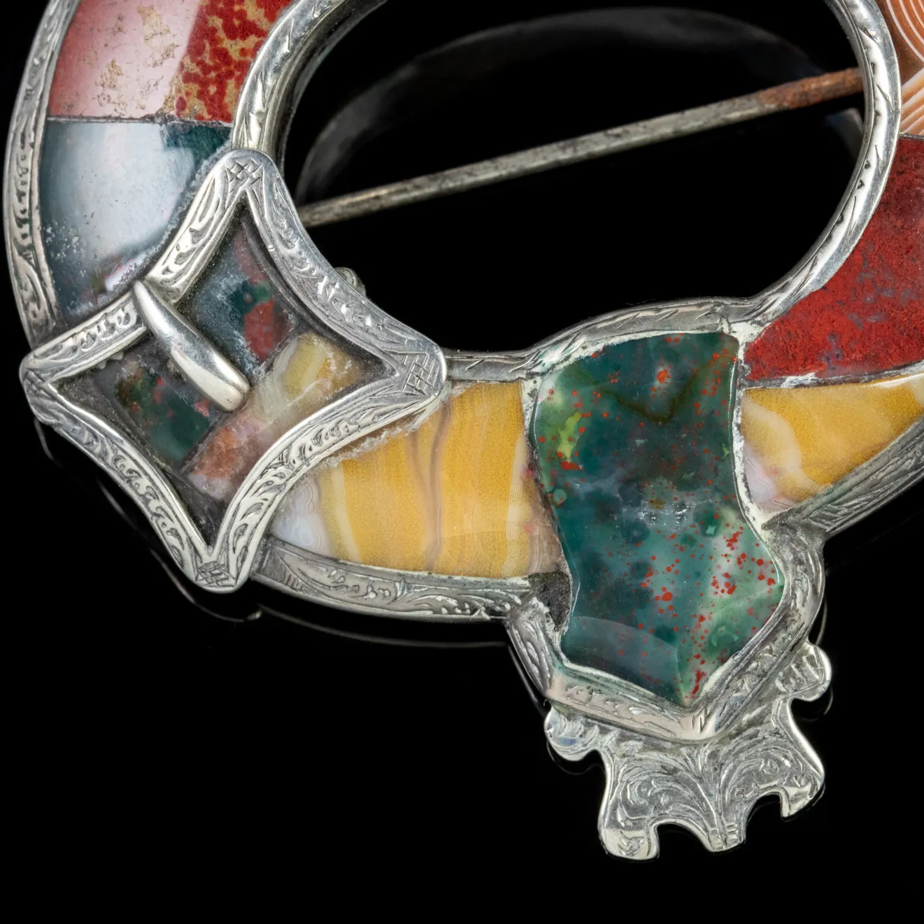 Antique Scottish Victorian Agate Buckle Brooch Silver Circa 1860