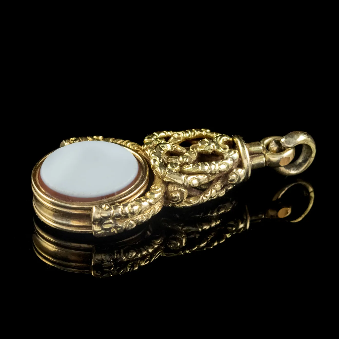 Antique Victorian Agate Fob Seal Pendant 18Ct Gold Circa 1870