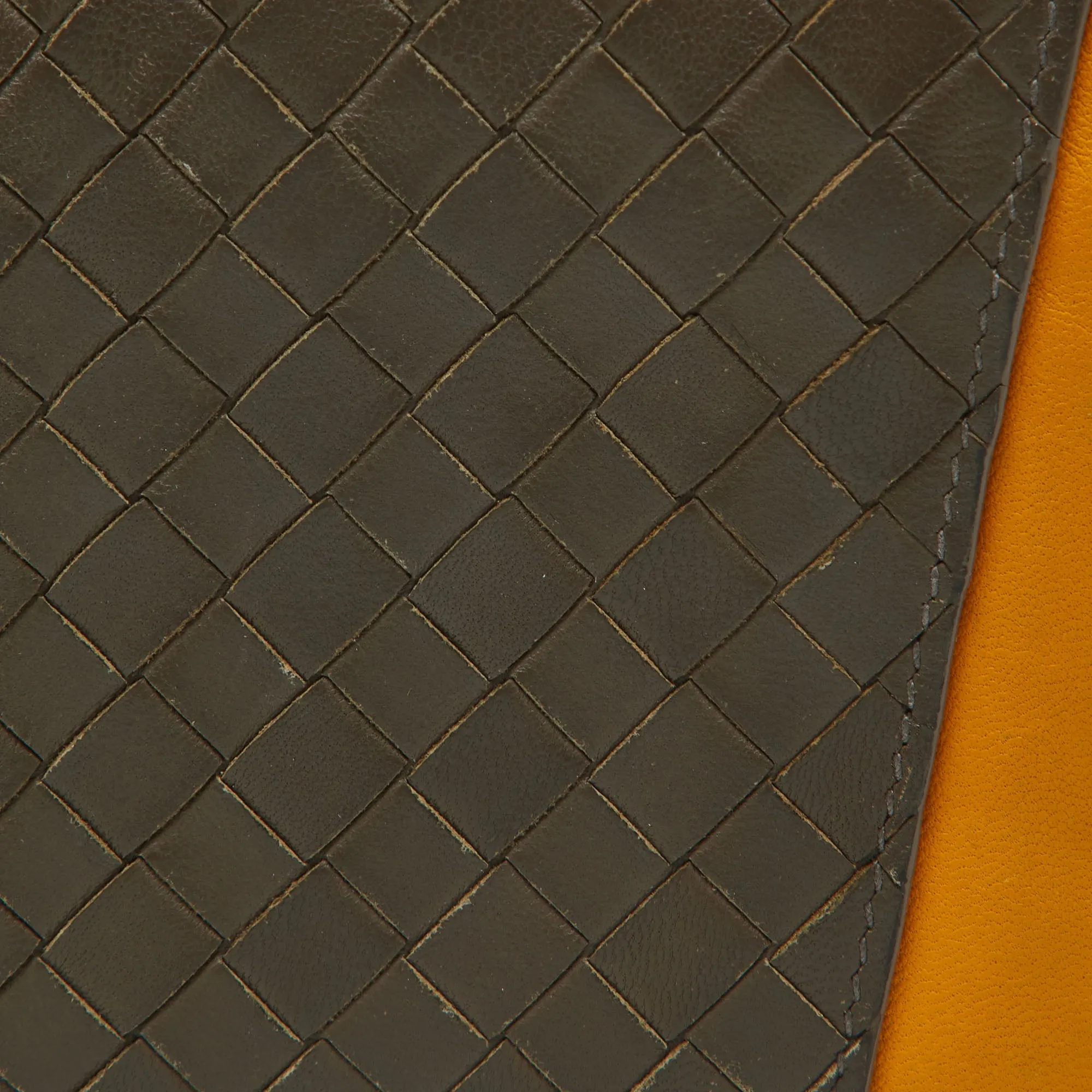 BOTTEGA VENETA Beige/Mustard Intrecciato Leather Bifold Wallet