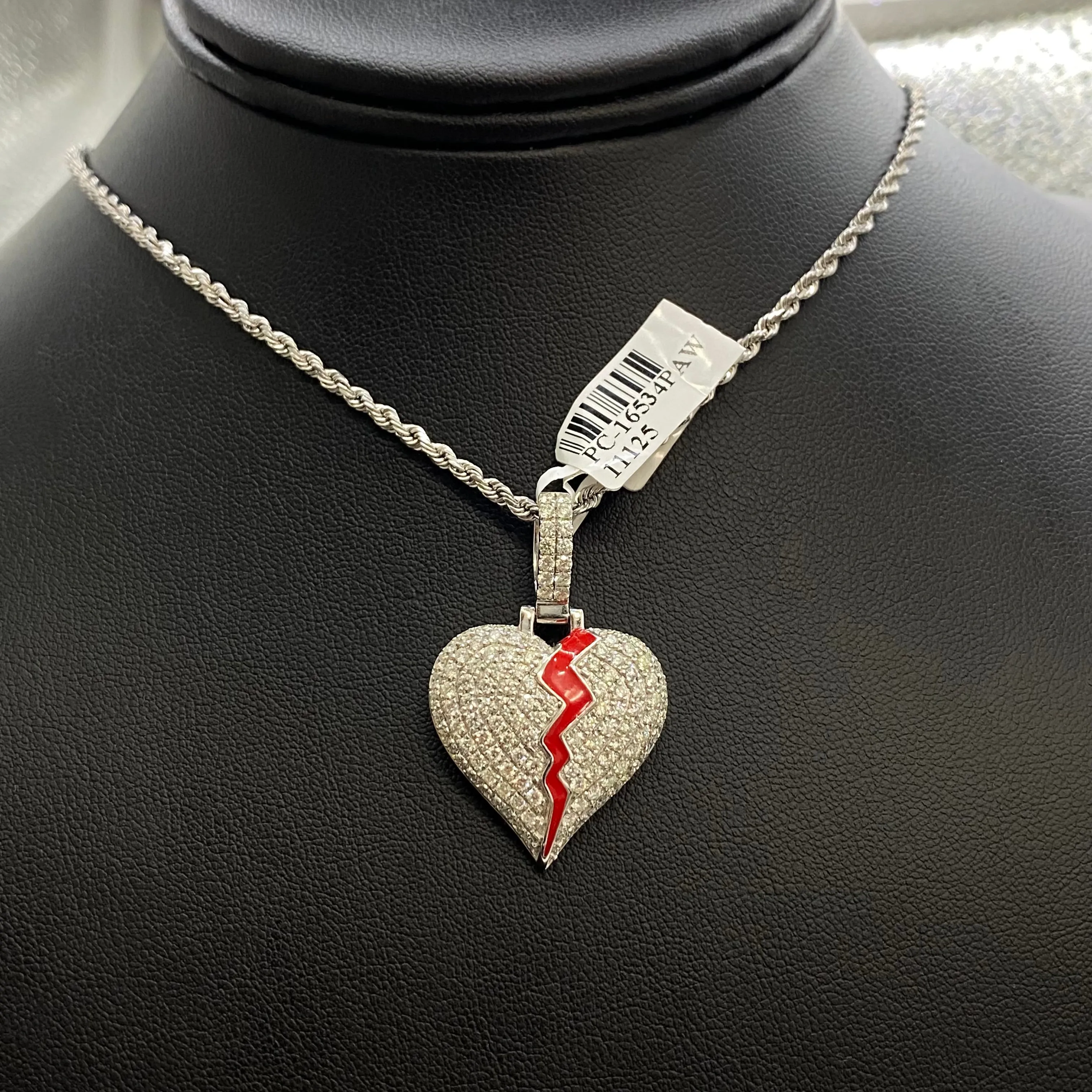 Broken Heart Pendant 14K White Gold With Diamond  2,64ct / 8.6gr