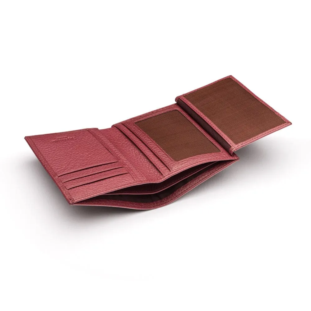 Compact Leather Wallet With 6 CC And ID - Burgundy