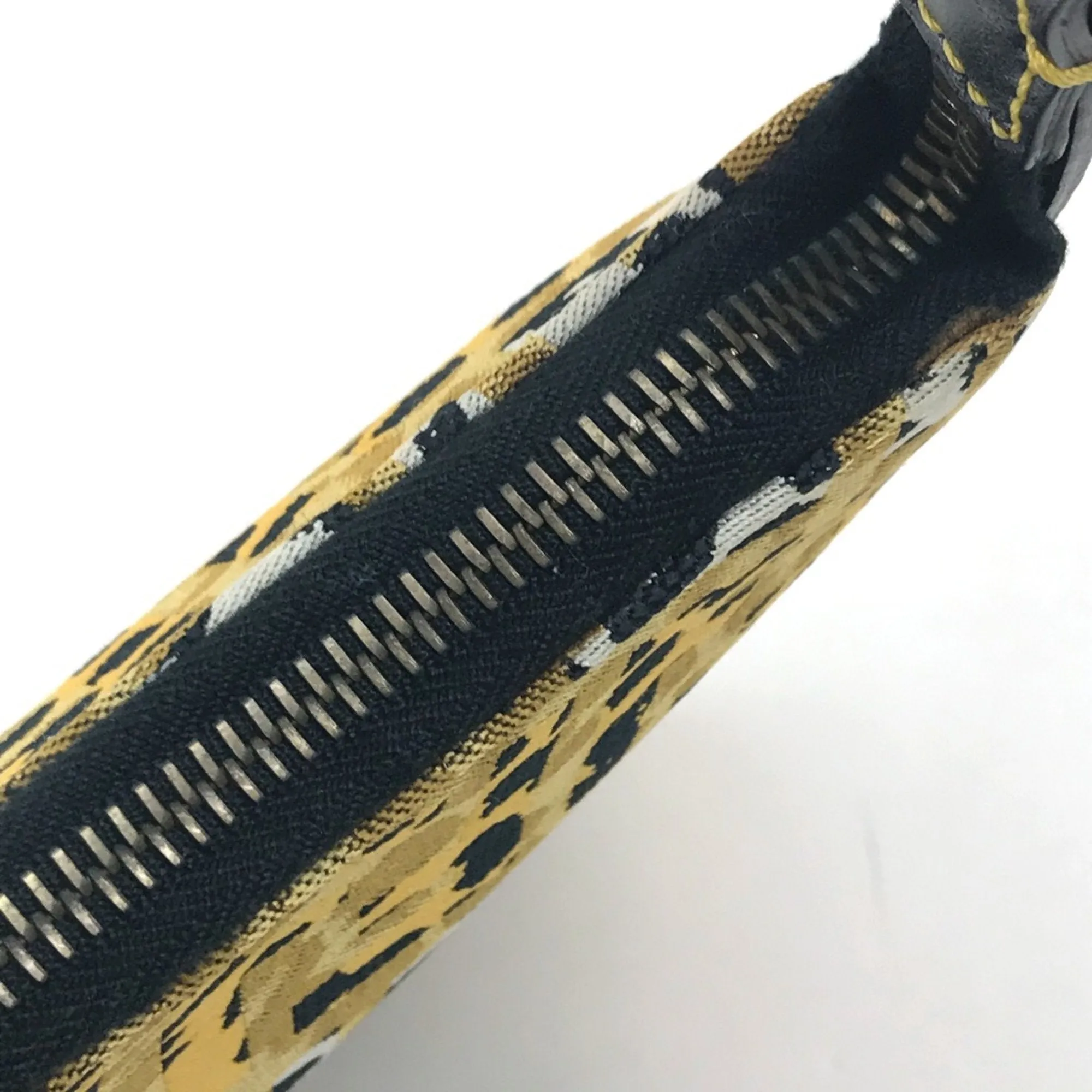 Fendi Oyster
