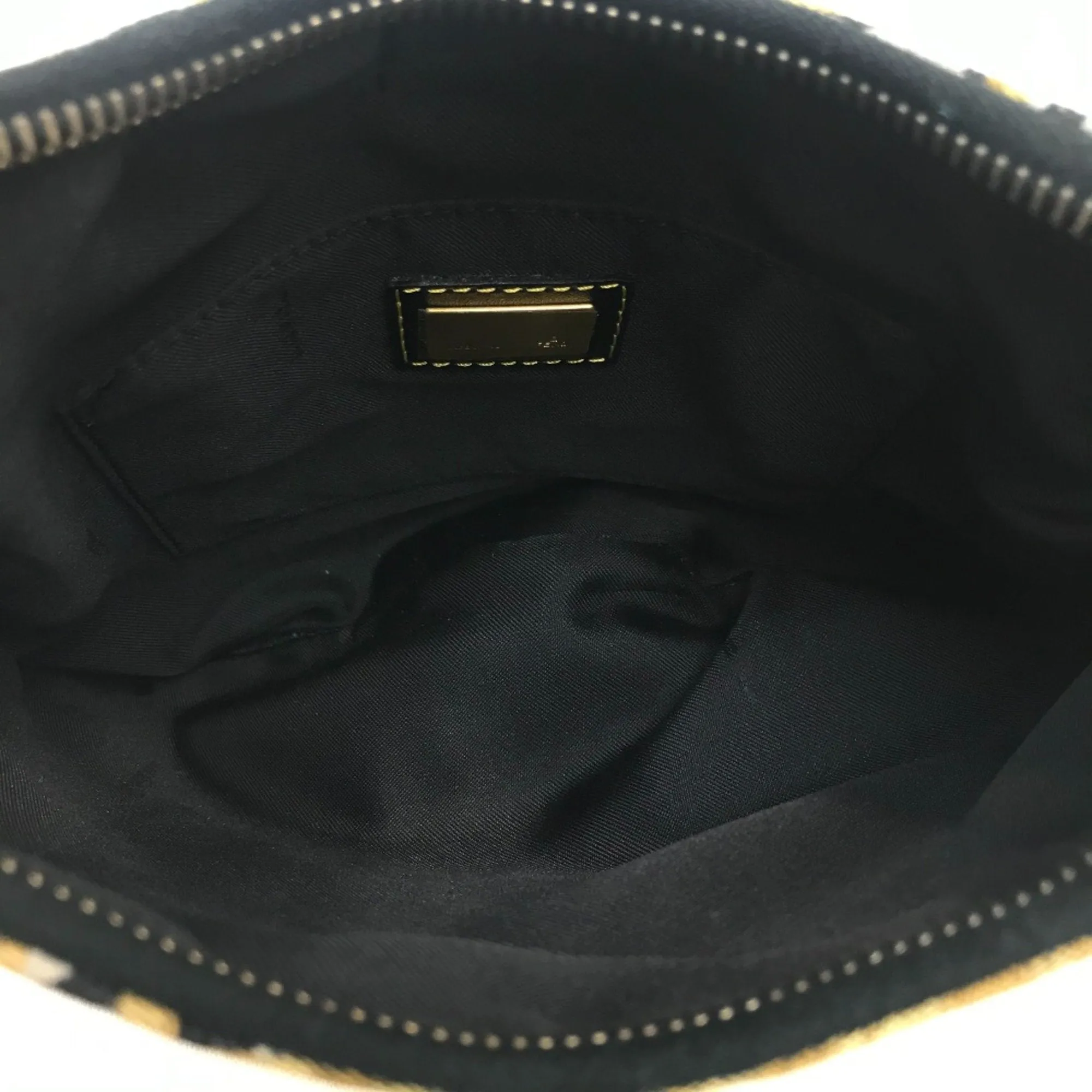 Fendi Oyster