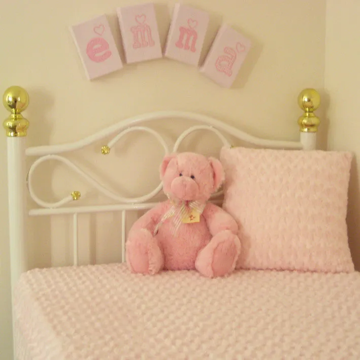Girl's Pink Faux Fur Blanket