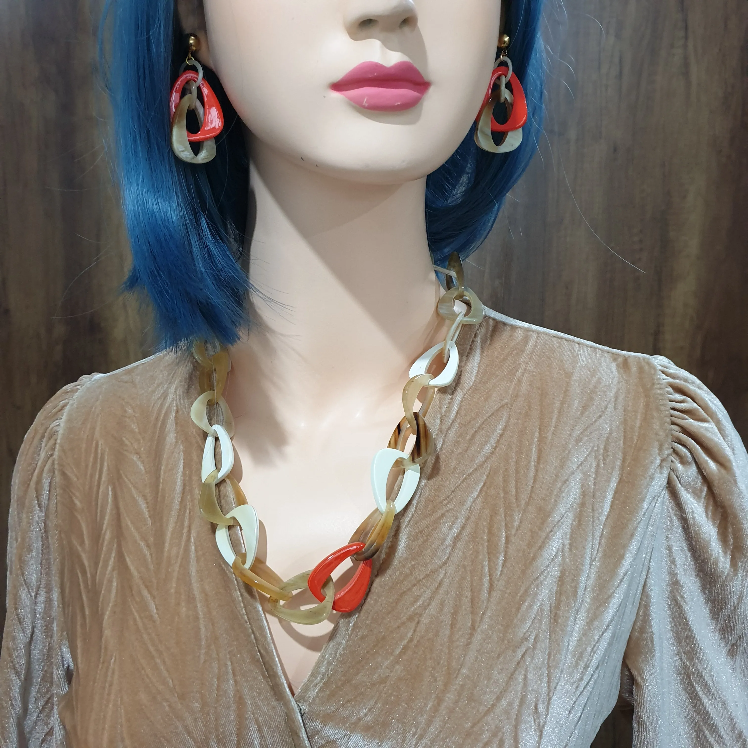 Jasmino Minimalist Spring 2022 Chain Link Necklace Made By Natural Buffalo Horn