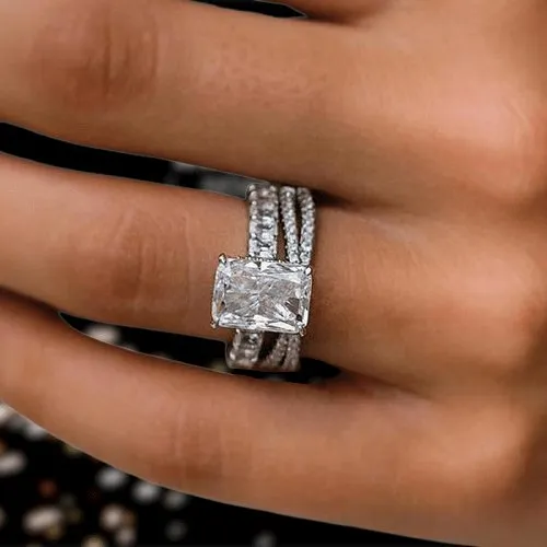 Luxurious Radiant Cut Simulated Diamond Ring Set