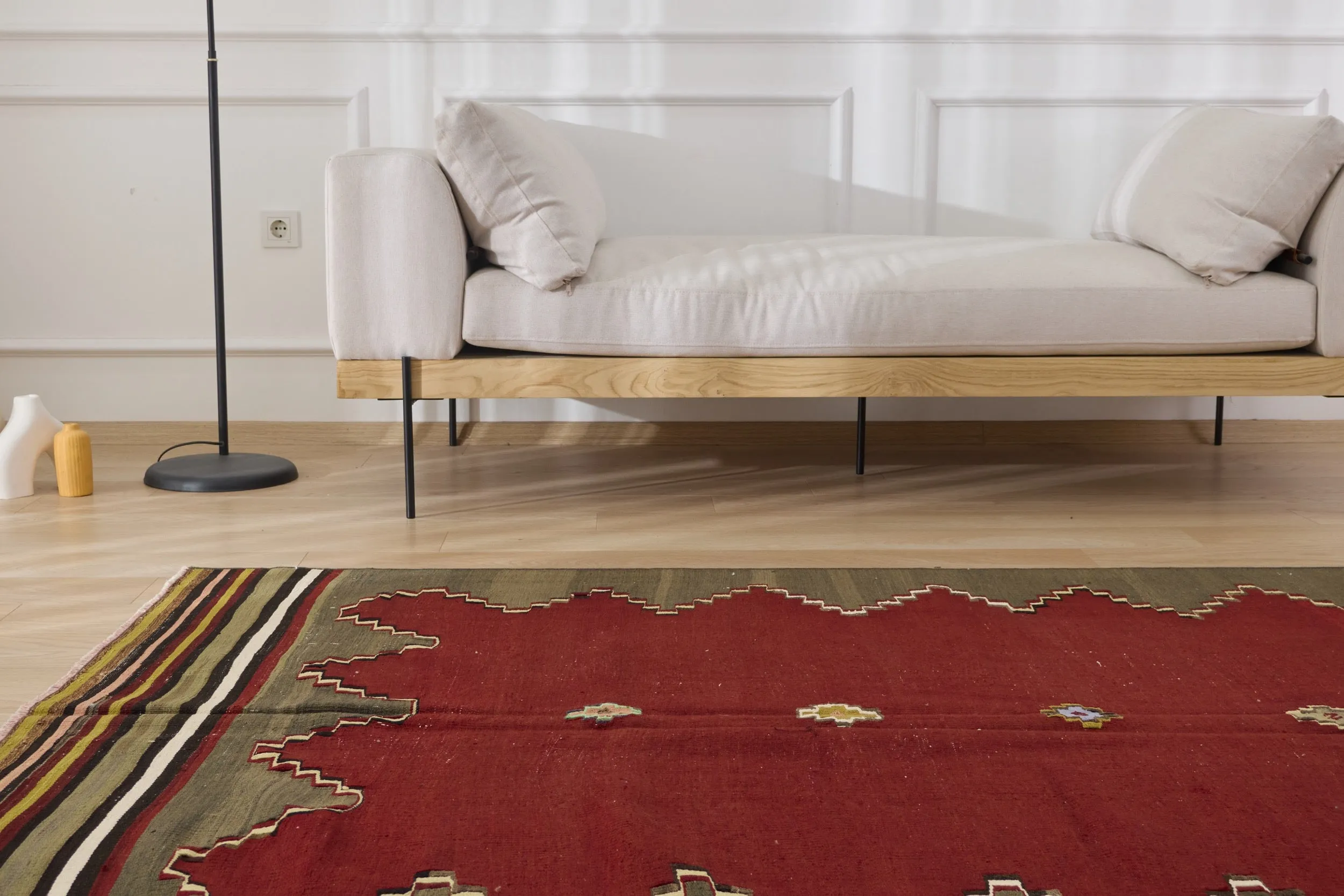Precious - Vintage Turkish Kilim Rug