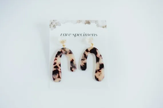 Rare Specimen Medium Crescent Drops