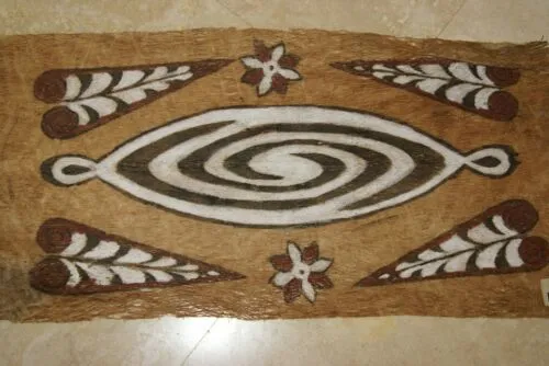 Rare Tapa Kapa Bark Cloth (Called Kapa in Hawaii), from Lake Sentani, Irian Jaya, Papua New Guinea. Hand painted by a Tribal Artist with natural pigments, Abstract Geometric Stylized leaves & flowers Motifs 21,5"x10" No 21