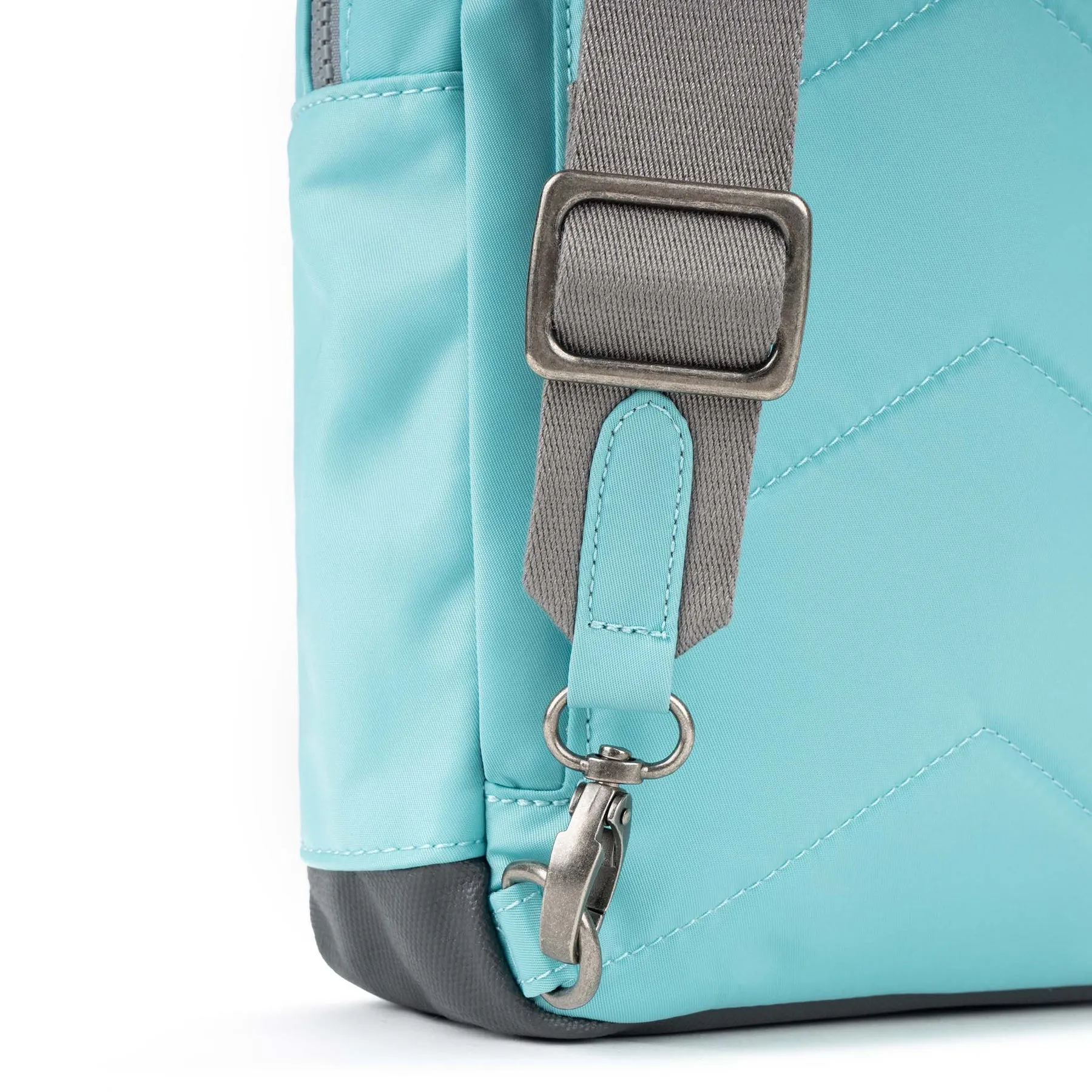 ROKA Willesden B Large Recycled Nylon Bag - Aquatic Awe
