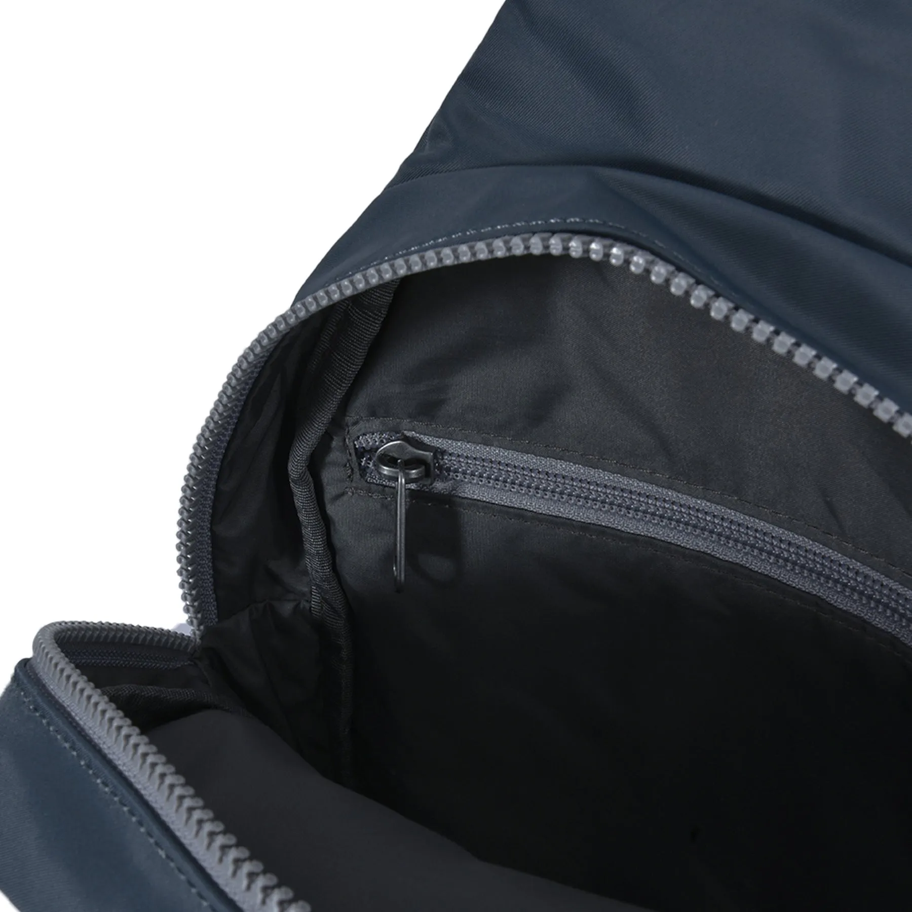 ROKA Willesden B Large Recycled Nylon Bag - Smoke