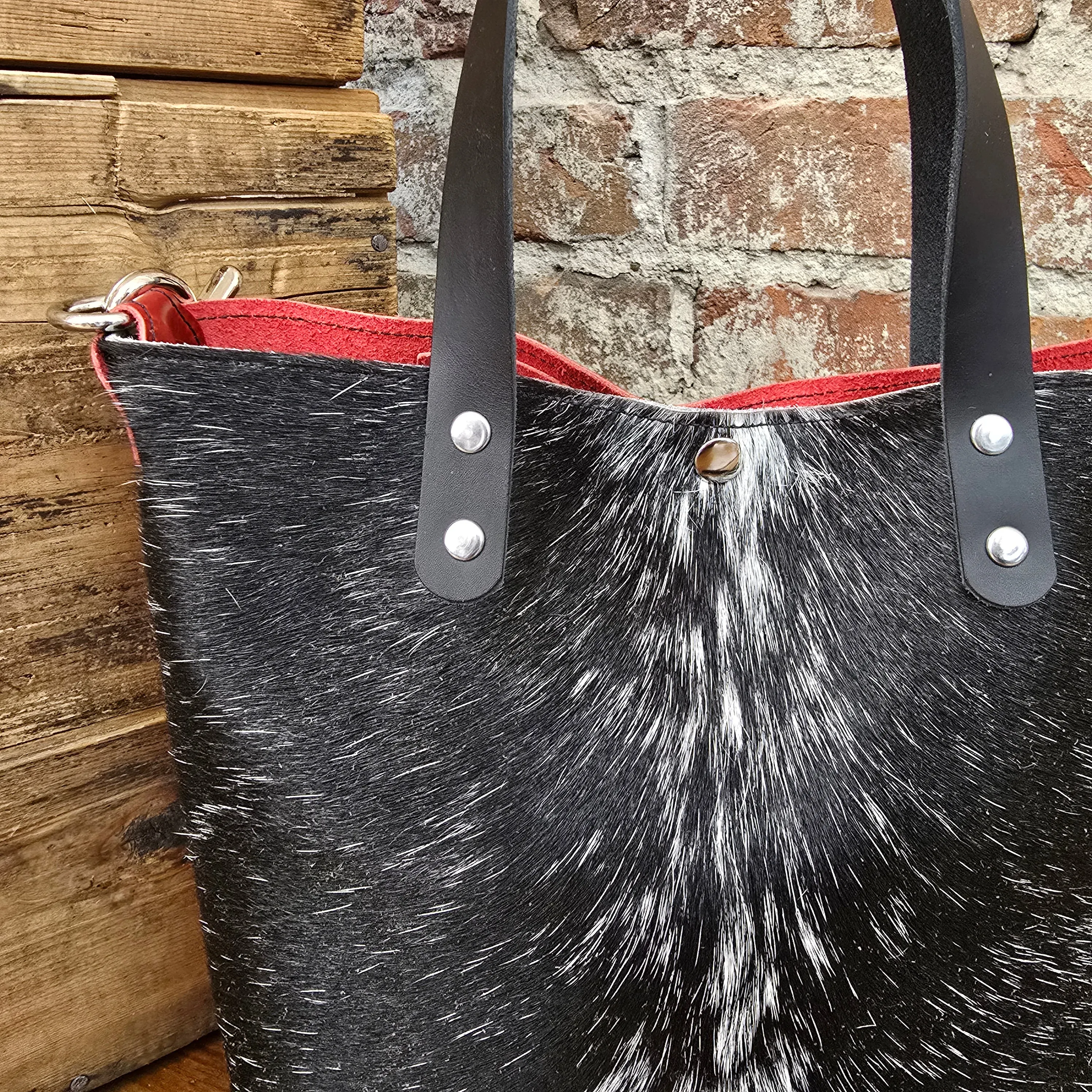 Shorty Tote (Charger Red) JH08479
