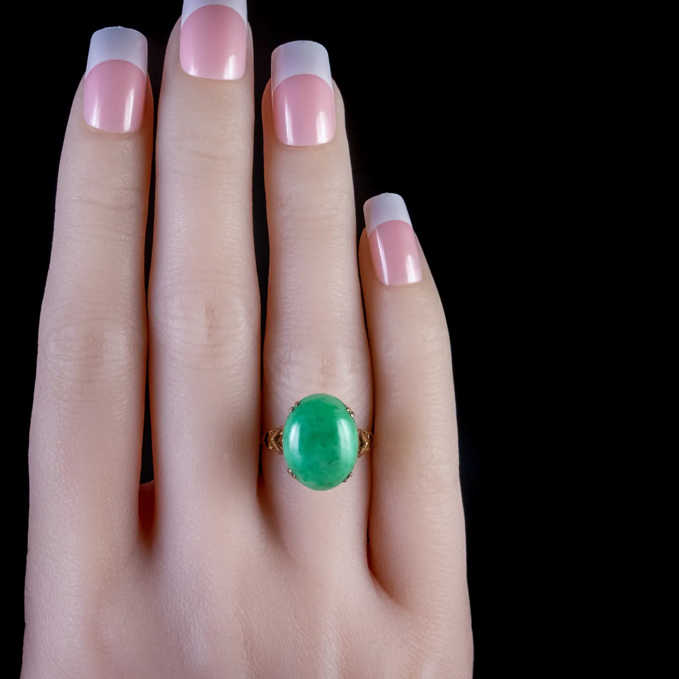Vintage Jade Ring 9Ct Yellow Gold Hearts