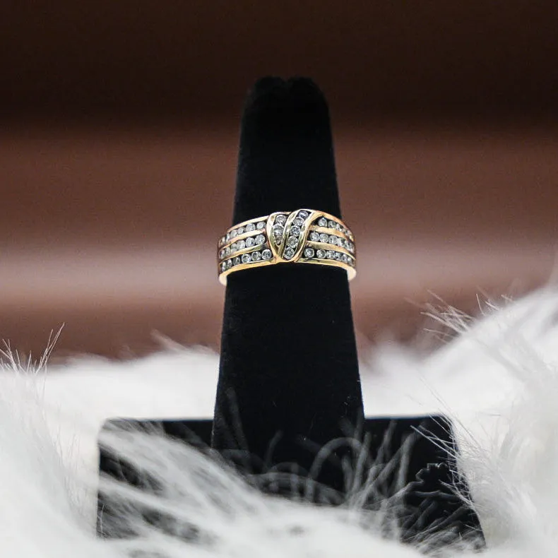 Women Ring 14K Yellow Gold With Diamonds / 4.6gr / Size 6
